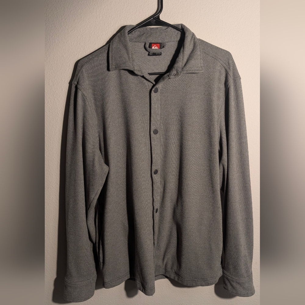 Quicksilver L Grey Soft Button Down W/ Pockets - image 1